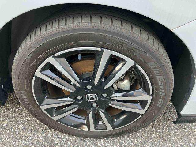 フィットｅ：ＨＥＶ　ＲＳカーナビ　アラウンドビューモニター　アルミホイール（千葉県）の中古車