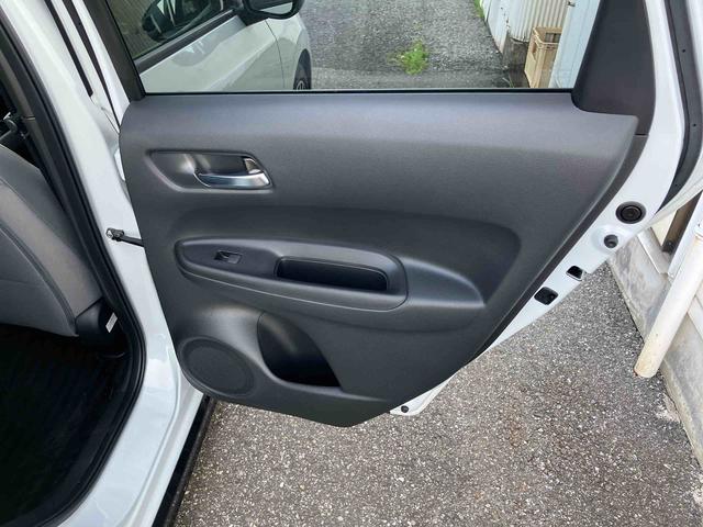 フィットｅ：ＨＥＶ　ＲＳカーナビ　アラウンドビューモニター　アルミホイール（千葉県）の中古車