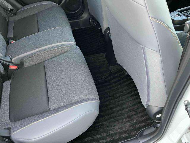 フィットｅ：ＨＥＶ　ＲＳカーナビ　アラウンドビューモニター　アルミホイール（千葉県）の中古車