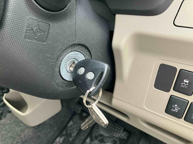 ムーヴL スマートセレクションSAスマートアシスト CD AUX接続 アイドリングストップ キーレスエントリー 盗難防止警報 ハロゲンヘッドランプ マニュアルエアコン スモークガラス 足踏み式駐車ブレーキ 電動格納ミラー リヤワイパー(千葉県)の中古車