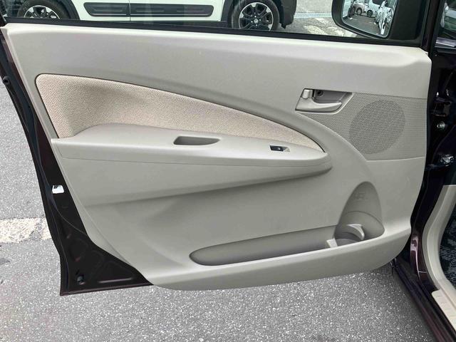 ムーヴL スマートセレクションSAスマートアシスト CD AUX接続 アイドリングストップ キーレスエントリー 盗難防止警報 ハロゲンヘッドランプ マニュアルエアコン スモークガラス 足踏み式駐車ブレーキ 電動格納ミラー リヤワイパー(千葉県)の中古車