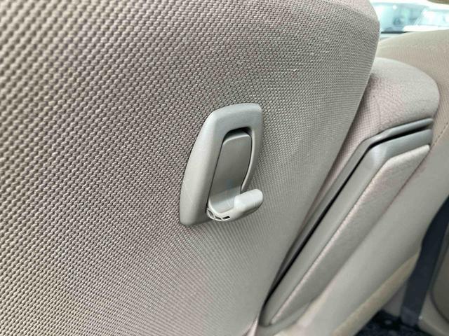 ムーヴL スマートセレクションSAスマートアシスト CD AUX接続 アイドリングストップ キーレスエントリー 盗難防止警報 ハロゲンヘッドランプ マニュアルエアコン スモークガラス 足踏み式駐車ブレーキ 電動格納ミラー リヤワイパー(千葉県)の中古車