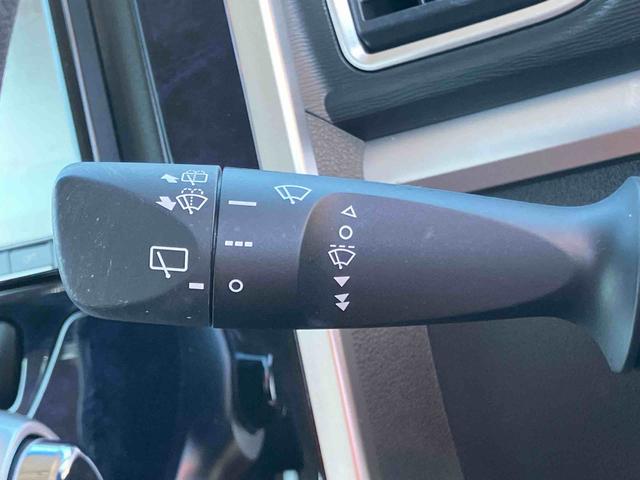 タントカスタムRS トップエディションSAIIバックカメラ連動フルセグナビ ブルートゥース対応 ETC 衝突被害軽減ブレーキ 横滑り防止装置 アイドリングストップ バニティーミラー付き左右サンバイザー チルトステアリング 運転席シートリフター(千葉県)の中古車