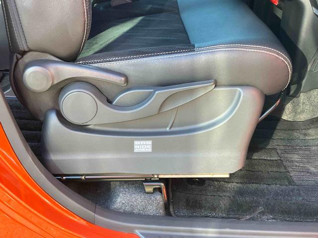 タントカスタムRS トップエディションSAIIバックカメラ連動フルセグナビ ブルートゥース対応 ETC 衝突被害軽減ブレーキ 横滑り防止装置 アイドリングストップ バニティーミラー付き左右サンバイザー チルトステアリング 運転席シートリフター(千葉県)の中古車