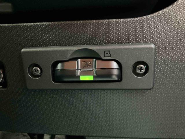 タントＸナビ／ＢＴ／ＴＶ／ＤＩＳＣ／全周囲カメラ／ステアスイッチ　前方ドラレコ　ＥＴＣ　左側パワスラ　ＬＥＤヘッドライト　スマートキー　シートヒーター　オートＡＣ　運転席ロングスライド　衝突被害軽減ブレーキ（千葉県）の中古車