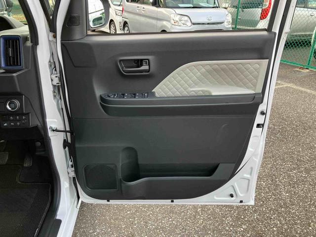 タントＸナビ／ＢＴ／ＴＶ／ＤＩＳＣ／全周囲カメラ／ステアスイッチ　前方ドラレコ　ＥＴＣ　左側パワスラ　ＬＥＤヘッドライト　スマートキー　シートヒーター　オートＡＣ　運転席ロングスライド　衝突被害軽減ブレーキ（千葉県）の中古車