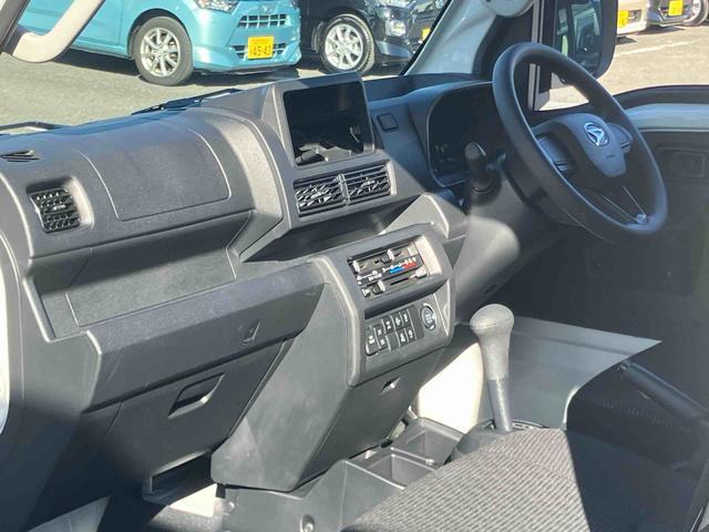 ハイゼットトラックジャンボエクストラ衝突回避支援システム　横滑り防止装置　３モード選択電子制御式４ＷＤ　前後コーナーセンサー　オートライト　ＬＥＤヘッドライト　大型ＬＥＤ作業灯　テールゲートチェーン　オーバーヘッドシェルフ（千葉県）の中古車