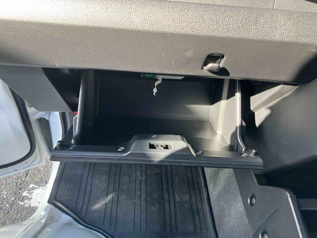 ハイゼットトラックジャンボエクストラ衝突回避支援システム　横滑り防止装置　３モード選択電子制御式４ＷＤ　前後コーナーセンサー　オートライト　ＬＥＤヘッドライト　大型ＬＥＤ作業灯　テールゲートチェーン　オーバーヘッドシェルフ（千葉県）の中古車