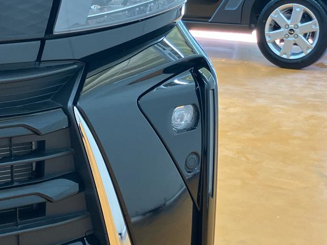 タントカスタムＲＳ衝突回避支援システム　横滑り防止装置　ホールド機能付き電動パーキングブレーキ　前席シートヒーター　オートライト　オートハイビーム　バニティーミラー付き左右サンバイザー　前後コーナーセンサー（千葉県）の中古車