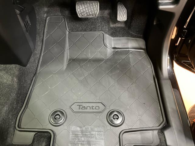 タントカスタムＲＳ衝突回避支援システム　横滑り防止装置　ホールド機能付き電動パーキングブレーキ　前席シートヒーター　オートライト　オートハイビーム　バニティーミラー付き左右サンバイザー　前後コーナーセンサー（千葉県）の中古車