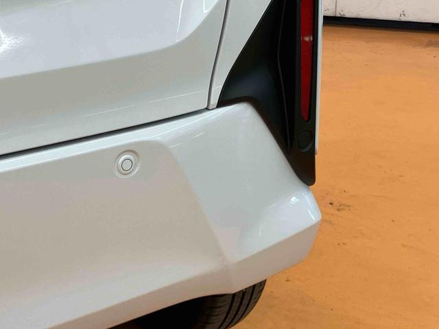 ムーヴＸ衝突回避支援システム　横滑り防止装置　前後コーナーセンサー　オートライト　オートハイビーム　プッシュエンジンスタート　キーフリーシステム　助手席シートバックポケット＋ショッピングフック（千葉県）の中古車