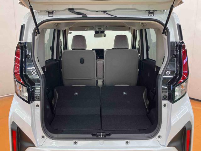 ムーヴＸ衝突回避支援システム　横滑り防止装置　前後コーナーセンサー　オートライト　オートハイビーム　プッシュエンジンスタート　キーフリーシステム　助手席シートバックポケット＋ショッピングフック（千葉県）の中古車