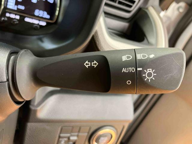 ムーヴＸ衝突回避支援システム　横滑り防止装置　前後コーナーセンサー　オートライト　オートハイビーム　プッシュエンジンスタート　キーフリーシステム　助手席シートバックポケット＋ショッピングフック（千葉県）の中古車