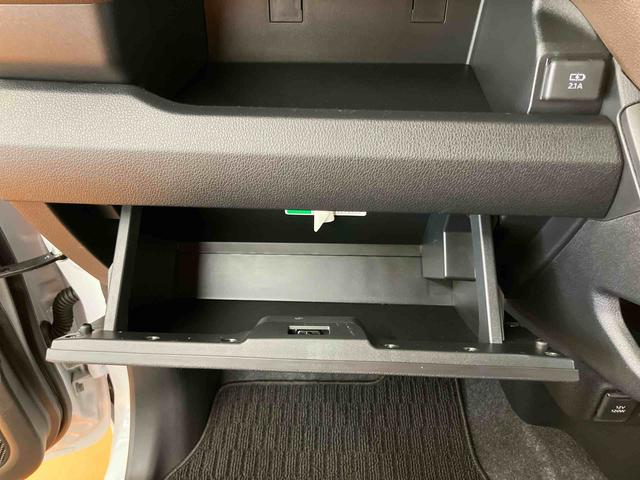 ムーヴＸ衝突回避支援システム　横滑り防止装置　前後コーナーセンサー　オートライト　オートハイビーム　プッシュエンジンスタート　キーフリーシステム　助手席シートバックポケット＋ショッピングフック（千葉県）の中古車