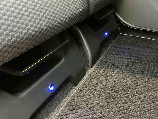 タントカスタムＸパノラマカメラ連動１０インチフルセグナビ　ＵＳＢ接続　ブルートゥース対応　ＴＶナビキット　フロント．リヤドライブレコーダー連動　室内イルミネーションパック　ビルトインＥＴＣ　前席シートヒーター（千葉県）の中古車