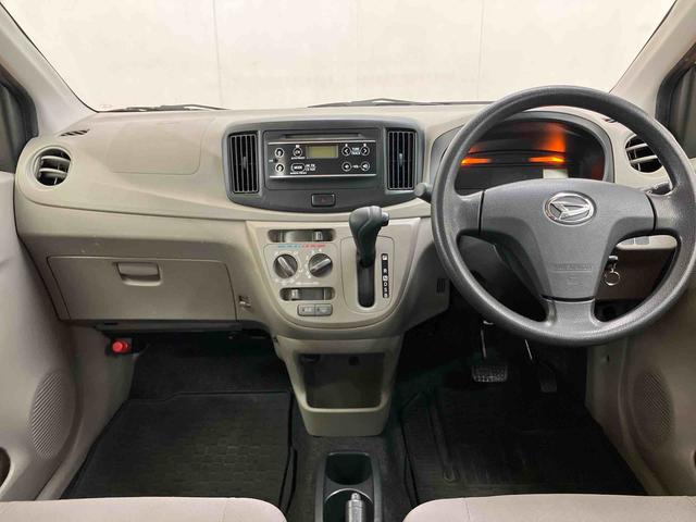 ミライースLCDラジオチューナー AUX接続 アイドリングストップ マニュアルレベリング機能付ハロゲンヘッドライト バニティーミラー付き左右サンバイザー トノカバー キーレスエントリー ショッピングフック(千葉県)の中古車