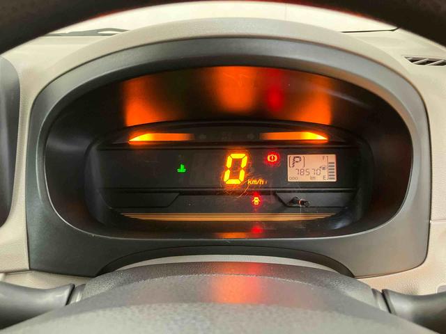 ミライースLCDラジオチューナー AUX接続 アイドリングストップ マニュアルレベリング機能付ハロゲンヘッドライト バニティーミラー付き左右サンバイザー トノカバー キーレスエントリー ショッピングフック(千葉県)の中古車