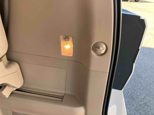 ヴェルファイア２．４Ｘナビ／ＴＶ／ＤＶＤ／ＢＴ　バックカメラ　ＥＴＣ　ＨＩＤヘッドライト　オートライト　左側電動スライドドア　トップシェイドガラス　オートエアコン　ステアリングリモコン　ニーエアバッグ　キーフリー　アルミ（千葉県）の中古車