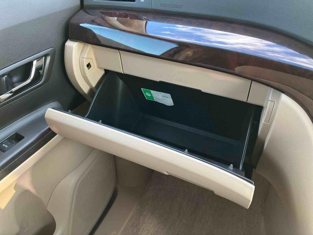 ヴェルファイア２．４Ｘナビ／ＴＶ／ＤＶＤ／ＢＴ　バックカメラ　ＥＴＣ　ＨＩＤヘッドライト　オートライト　左側電動スライドドア　トップシェイドガラス　オートエアコン　ステアリングリモコン　ニーエアバッグ　キーフリー　アルミ（千葉県）の中古車