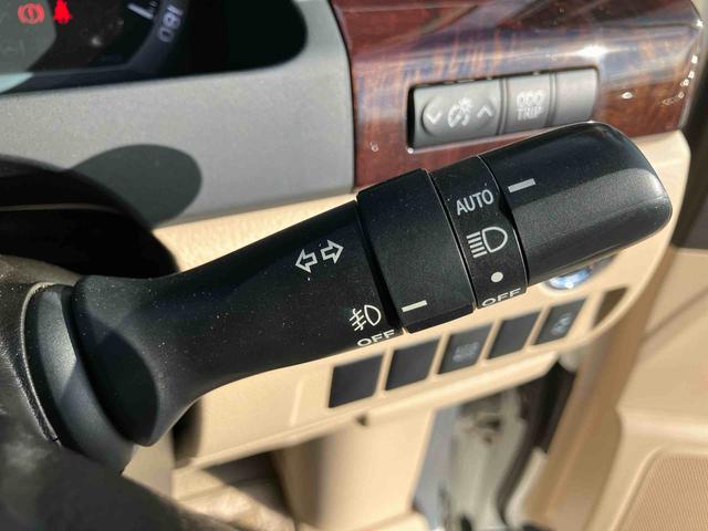 ヴェルファイア２．４Ｘナビ／ＴＶ／ＤＶＤ／ＢＴ　バックカメラ　ＥＴＣ　ＨＩＤヘッドライト　オートライト　左側電動スライドドア　トップシェイドガラス　オートエアコン　ステアリングリモコン　ニーエアバッグ　キーフリー　アルミ（千葉県）の中古車