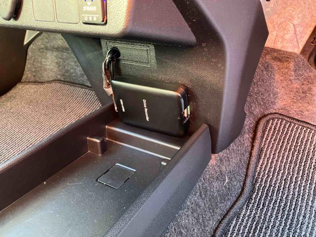 ミライースL SAIIIバックカメラ連動フルセグナビ USB接続 ブルートゥース対応 フロント.リヤドライブレコーダー連動 前後コーナーセンサ オートライト オートハイビーム マニュアルレベリング機能付ハロゲンヘッドライト(千葉県)の中古車