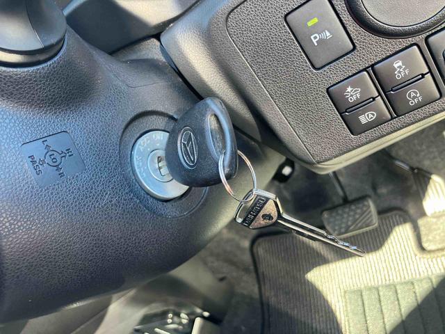 ミライースL SAIIIバックカメラ連動フルセグナビ USB接続 ブルートゥース対応 フロント.リヤドライブレコーダー連動 前後コーナーセンサ オートライト オートハイビーム マニュアルレベリング機能付ハロゲンヘッドライト(千葉県)の中古車