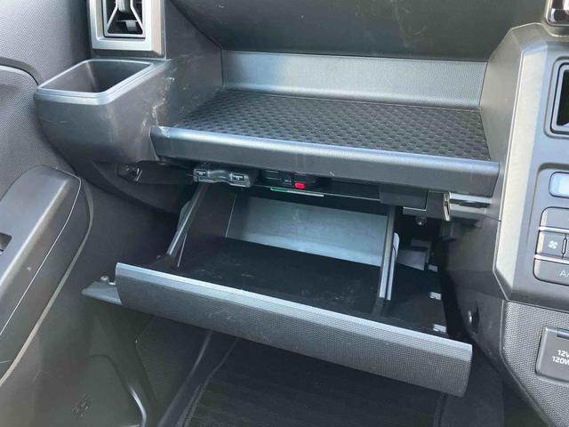 タフトＧターボ　ダーククロムベンチャー　４ＷＤダイハツ純正ナビ　ガラスルーフ　ルーフレール　１５インチアルミ　ＬＥＤヘッドライト＆フォグランプ　バックカメラ　シートヒーター　電動駐車ブレーキ　自動追従クルコン　衝突被害軽減ブレーキ（千葉県）の中古車