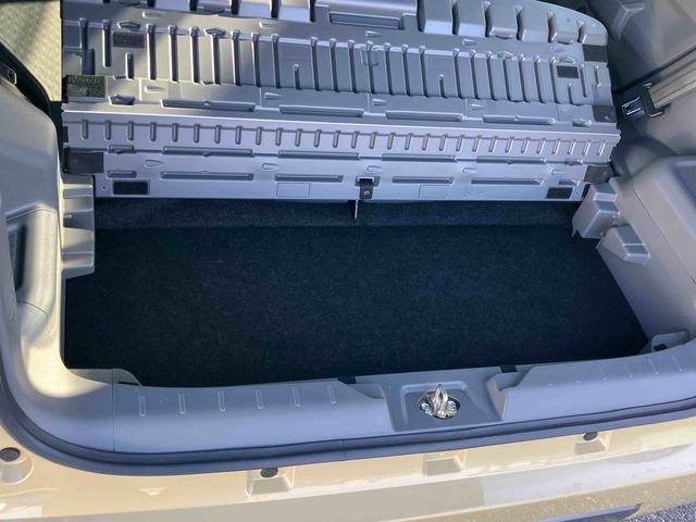 タフトＧターボ　ダーククロムベンチャー　４ＷＤダイハツ純正ナビ　ガラスルーフ　ルーフレール　１５インチアルミ　ＬＥＤヘッドライト＆フォグランプ　バックカメラ　シートヒーター　電動駐車ブレーキ　自動追従クルコン　衝突被害軽減ブレーキ（千葉県）の中古車