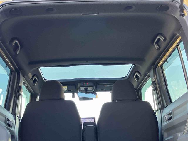 タフトＧターボ　ダーククロムベンチャー　４ＷＤダイハツ純正ナビ　ガラスルーフ　ルーフレール　１５インチアルミ　ＬＥＤヘッドライト＆フォグランプ　バックカメラ　シートヒーター　電動駐車ブレーキ　自動追従クルコン　衝突被害軽減ブレーキ（千葉県）の中古車