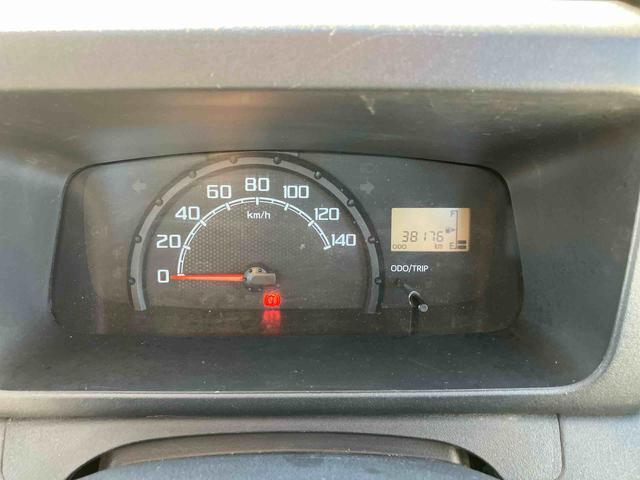 ハイゼットトラックスタンダード 農用スペシャル4WD 5速MT 荷台三方開 リヤ4枚リーフ 荷台作業灯 バッテリーカバー リヤデフロック PS AM/FMラジオ ハロゲンヘッドランプ 大型ヘッドレスト サイドレバー式駐車ブレーキ アシストグリップ(千葉県)の中古車