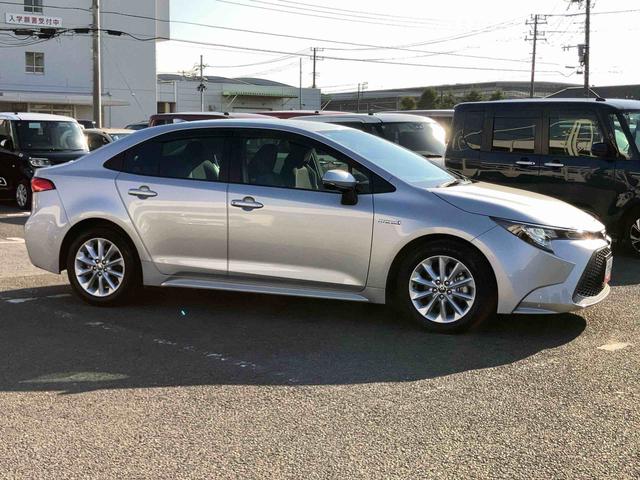 カローラハイブリッド Sハイブリッド ナビ/TV/BT/USB Bカメラ 前後ドラレコ ETC 全車速追従クルコン コーナーセンサー LEDヘッドライト オートライト 電動駐車ブレーキ 革巻ステアリング スマートキー アルミ(千葉県)の中古車