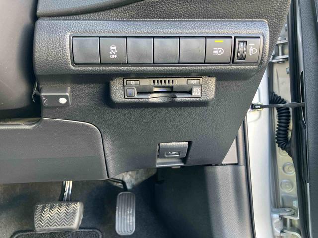 カローラハイブリッド Sハイブリッド ナビ/TV/BT/USB Bカメラ 前後ドラレコ ETC 全車速追従クルコン コーナーセンサー LEDヘッドライト オートライト 電動駐車ブレーキ 革巻ステアリング スマートキー アルミ(千葉県)の中古車