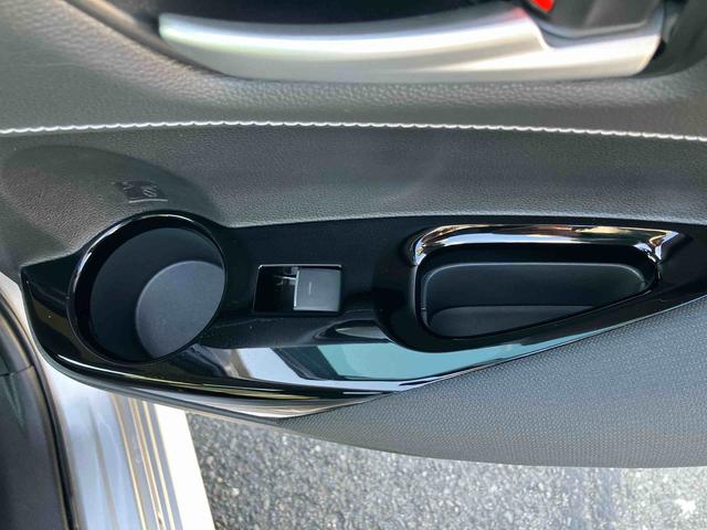 カローラハイブリッド Sハイブリッド ナビ/TV/BT/USB Bカメラ 前後ドラレコ ETC 全車速追従クルコン コーナーセンサー LEDヘッドライト オートライト 電動駐車ブレーキ 革巻ステアリング スマートキー アルミ(千葉県)の中古車