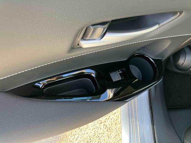 カローラハイブリッド Sハイブリッド ナビ/TV/BT/USB Bカメラ 前後ドラレコ ETC 全車速追従クルコン コーナーセンサー LEDヘッドライト オートライト 電動駐車ブレーキ 革巻ステアリング スマートキー アルミ(千葉県)の中古車