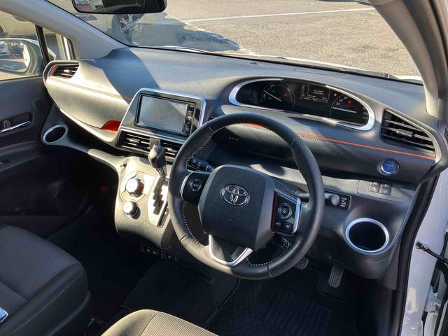 シエンタハイブリッド　ファンベースＧハイブリッド　ナビ／ＴＶ／ＢＴ　ＡＵＸ接続　全周囲カメラ　ドラレコ　ＬＥＤヘッドライト　オートライト　オートクルーズ　シートヒーター　ステアリングヒーター　革巻きステアリング　オートエアコン　ステリモ（千葉県）の中古車