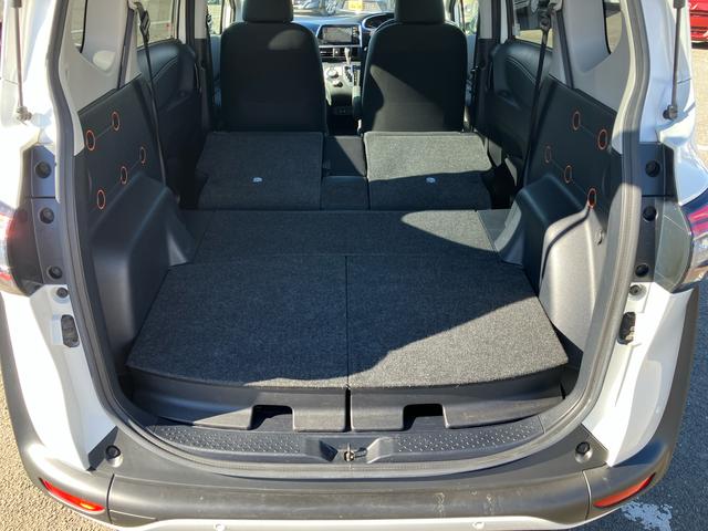 シエンタハイブリッド　ファンベースＧハイブリッド　ナビ／ＴＶ／ＢＴ　ＡＵＸ接続　全周囲カメラ　ドラレコ　ＬＥＤヘッドライト　オートライト　オートクルーズ　シートヒーター　ステアリングヒーター　革巻きステアリング　オートエアコン　ステリモ（千葉県）の中古車