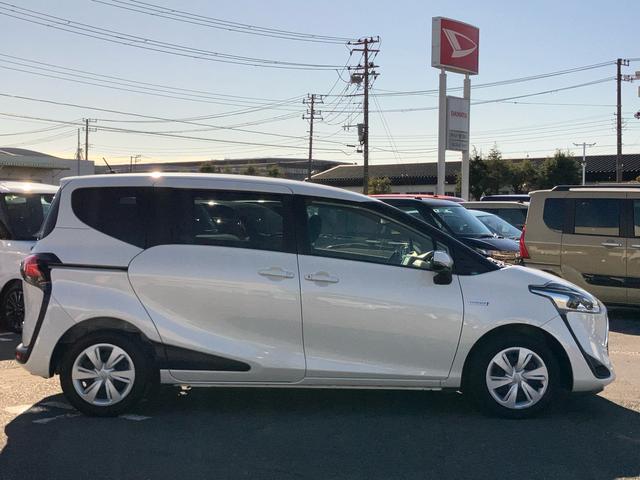 シエンタハイブリッド　ファンベースＧハイブリッド　ナビ／ＴＶ／ＢＴ　ＡＵＸ接続　全周囲カメラ　ドラレコ　ＬＥＤヘッドライト　オートライト　オートクルーズ　シートヒーター　ステアリングヒーター　革巻きステアリング　オートエアコン　ステリモ（千葉県）の中古車