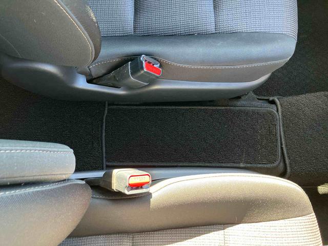 シエンタハイブリッド　ファンベースＧハイブリッド　ナビ／ＴＶ／ＢＴ　ＡＵＸ接続　全周囲カメラ　ドラレコ　ＬＥＤヘッドライト　オートライト　オートクルーズ　シートヒーター　ステアリングヒーター　革巻きステアリング　オートエアコン　ステリモ（千葉県）の中古車