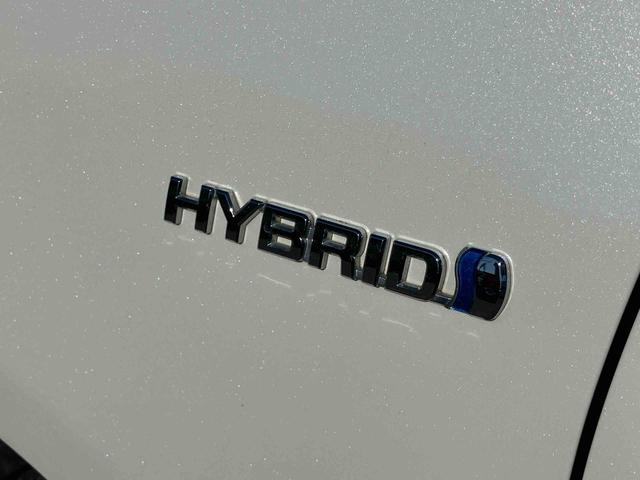 シエンタハイブリッド　ファンベースＧハイブリッド　ナビ／ＴＶ／ＢＴ　ＡＵＸ接続　全周囲カメラ　ドラレコ　ＬＥＤヘッドライト　オートライト　オートクルーズ　シートヒーター　ステアリングヒーター　革巻きステアリング　オートエアコン　ステリモ（千葉県）の中古車