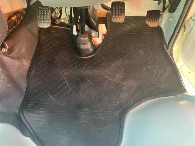 ハイゼットトラック農用スペシャルゲートプロテクター　ガードフレームプロテクター　荷台マット　テールゲートチェーン　荷台作業灯　スピーカー一体型ラジオチューナー　マニュアルレベリング機能付ハロゲンヘッドライト　ラバーマット（千葉県）の中古車