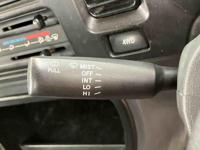 ハイゼットトラック農用スペシャルＶＳゲートプロテクター　荷台マット　荷台作業灯　テールゲートチェーン　ラバーマット　リヤ４枚リーフスプリング　マニュアルレベリング機能付ハロゲンヘッドライト　灰皿　シガーライター　ショッピングフック（千葉県）の中古車