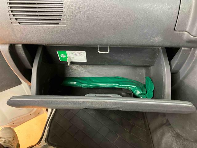 ハイゼットトラック農用スペシャルＶＳゲートプロテクター　荷台マット　荷台作業灯　テールゲートチェーン　ラバーマット　リヤ４枚リーフスプリング　マニュアルレベリング機能付ハロゲンヘッドライト　灰皿　シガーライター　ショッピングフック（千葉県）の中古車