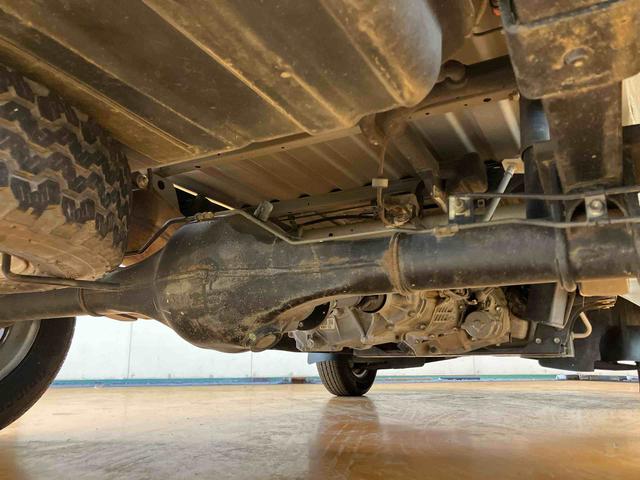 ハイゼットトラック農用スペシャルＶＳゲートプロテクター　荷台マット　荷台作業灯　テールゲートチェーン　ラバーマット　リヤ４枚リーフスプリング　マニュアルレベリング機能付ハロゲンヘッドライト　灰皿　シガーライター　ショッピングフック（千葉県）の中古車