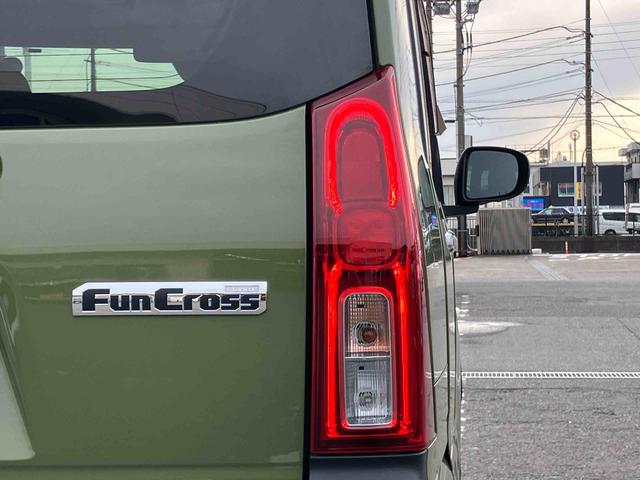 タントファンクロスターボターボ　１０型ナビ／地デジ／ＤＶＤ／ＢＴ／ＵＳＢ　全周囲カメラ　ＥＴＣ　ルーフレール　両側電動スライドドア　ＬＥＤヘッドライト　オートライト　シートヒーター　スマアシ　前後コーナーセンサー　キーフリー（千葉県）の中古車