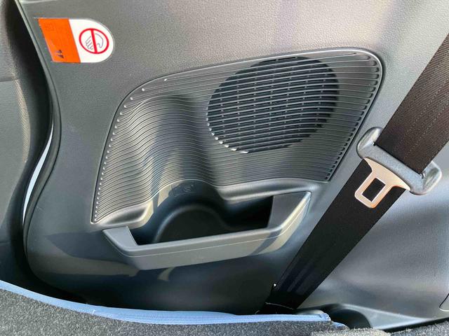 ムーヴキャンバスストライプスＧ両側電動スライドドア　ＬＥＤヘッドライト＆フォグランプ　シートヒーター　保温カップホルダー　電動駐車ブレーキ　バックカメラ　ステアリングスイッチ　置きラクＢＯＸ　コーナーセンサー　衝突被害軽減ブレーキ（千葉県）の中古車