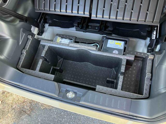 ムーヴキャンバスストライプスＧ両側電動スライドドア　ＬＥＤヘッドライト＆フォグランプ　シートヒーター　保温カップホルダー　電動駐車ブレーキ　バックカメラ　ステアリングスイッチ　置きラクＢＯＸ　コーナーセンサー　衝突被害軽減ブレーキ（千葉県）の中古車