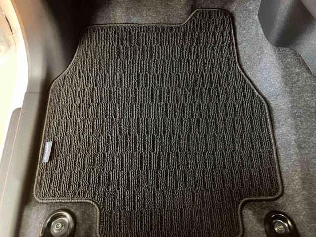 ムーヴＸ左側電動スライドドア　バニティーミラー付き左右サンバイザー　助手席シートバックポケット＋ショッピングフック　チルトステアリング　運転席シートリフター　バニティーミラー付き左右サンバイザー（千葉県）の中古車