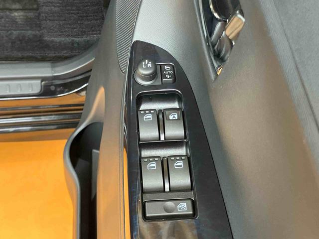 タントカスタムＸ　トップエディションＳＡIIIフロント．リヤ２カメラドライブレコーダー　ビルトインＥＴＣ　運転席シートヒーター　衝突被害軽減ブレーキ　横滑り防止装置　オートライト　オートハイビーム　バニティーミラー付き左右サンバイザー（千葉県）の中古車