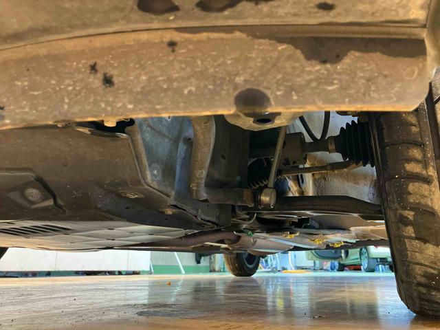 トールカスタムＧ　リミテッド　ＳＡIIIナビ／ＢＴ／ＴＶ／ＤＩＳＣ／全周囲カメラ　前ドラレコ　ＥＴＣ　両側パワスラ　ＬＥＤヘッド＆フォグ　１４インチアルミ　スマートキー　シートヒーター　シートバックテーブル　クルコン　衝突被害軽減ブレーキ（千葉県）の中古車