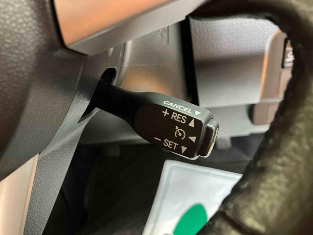 トールカスタムＧ　リミテッド　ＳＡIIIナビ／ＢＴ／ＴＶ／ＤＩＳＣ／全周囲カメラ　前ドラレコ　ＥＴＣ　両側パワスラ　ＬＥＤヘッド＆フォグ　１４インチアルミ　スマートキー　シートヒーター　シートバックテーブル　クルコン　衝突被害軽減ブレーキ（千葉県）の中古車